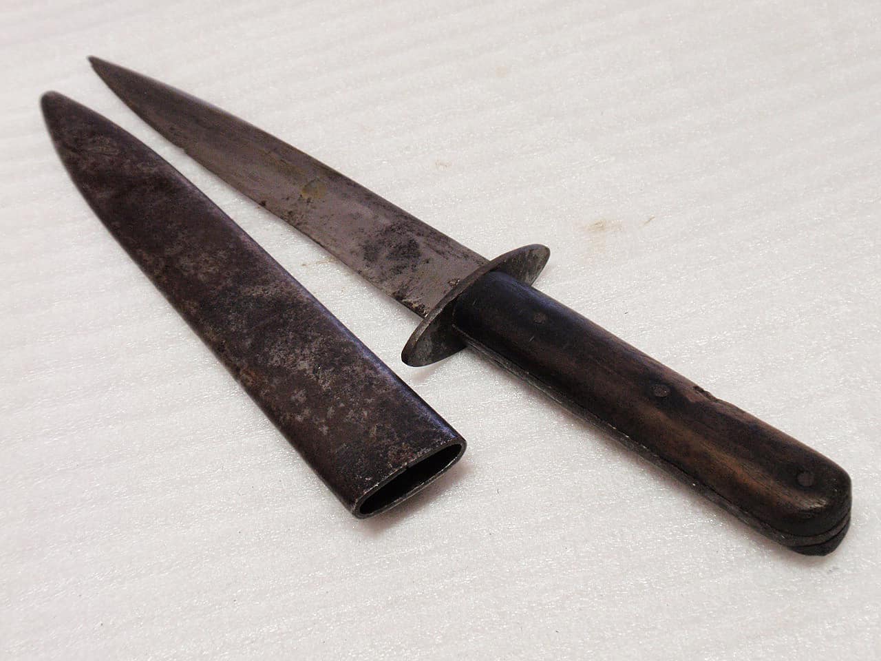 WW1 Austrian Fighting knife . DWU135 Time Traveler Militaria