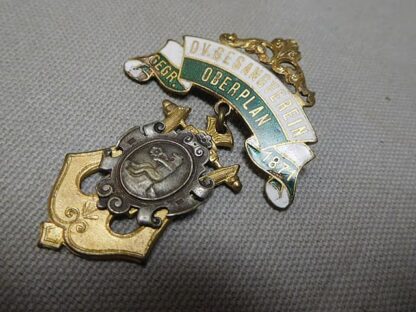 German Enameled Pin . GO4620