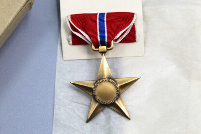 WW2 US Bronze Star in Whitehead & Hoag 1944 Box - PRICE EACH . YMU4654 - Image 3
