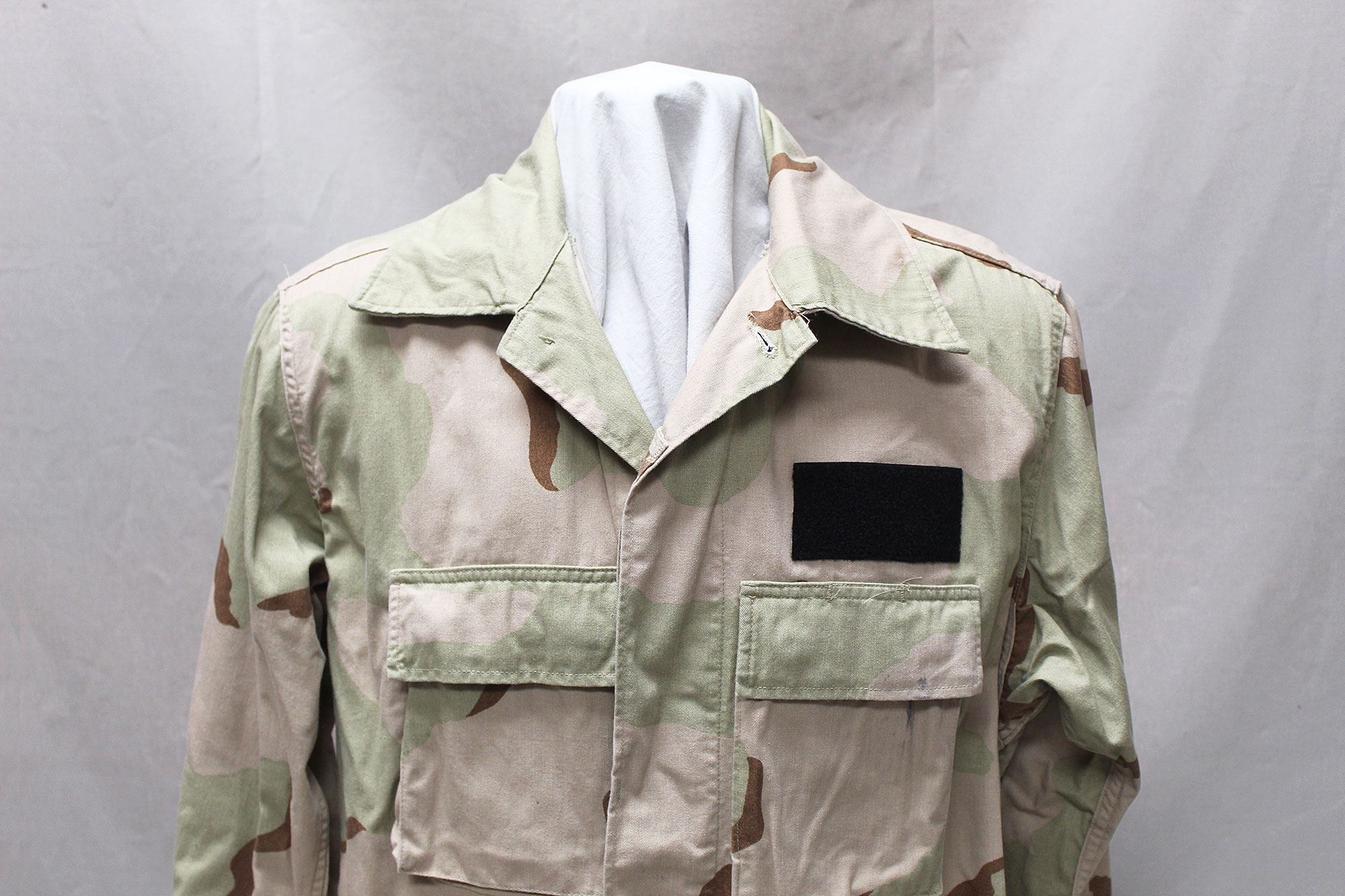 US Military Desert Camo Combat Jacket – Medium-Short
