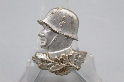 WW2 German Tinnie . PIN438