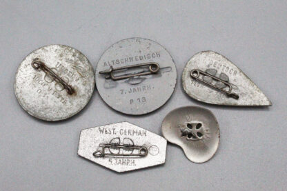 WW2 German WHW Tinnies - Group of 5 . Pin1056 - Image 2