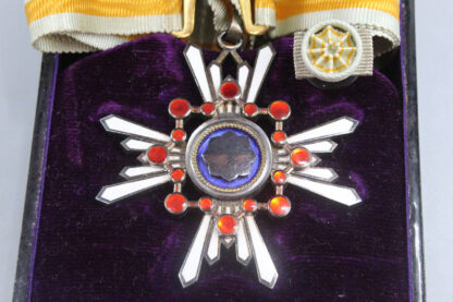 WW2 Japanese Sacred Treasure 3rd Class . MDJ132 - Image 2