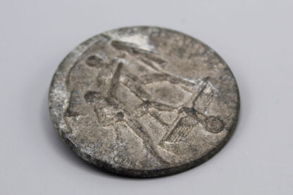 WW2 German Tinnie . PIN310 - Image 2