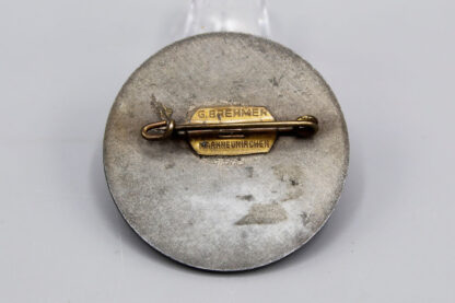 WW2 German 1936 Reichsparteitag Tinnie . PIN1103 - Image 3