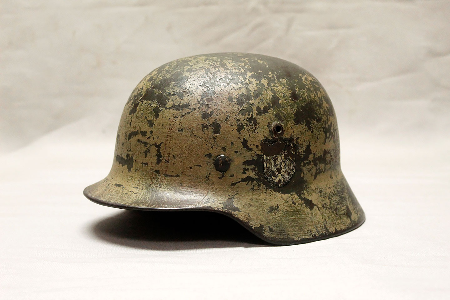 Sold At Auction: WWII GERMAN LUFTWAFFE PARATROOPER CAMO HELMET | lupon ...