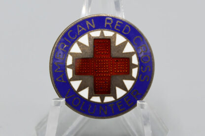 WW2 US American Red Cross Pin . FLU3228