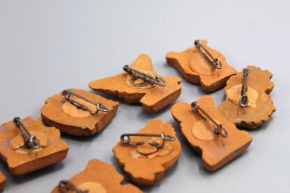 WW2 German Clay Star Series Donation Tinnie Group . PIN456 - Image 9
