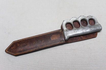 US WW2 Large Knuckle Knife - Book Published . DWU1009 - Image 11