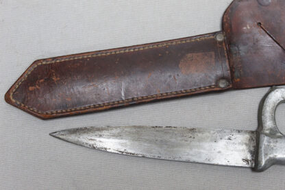 US WW2 Large Knuckle Knife - Book Published . DWU1009 - Image 4