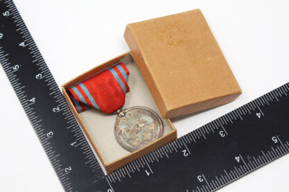 WW2 Japanese Red Cross Medal in Box . NNJ253 - Image 7