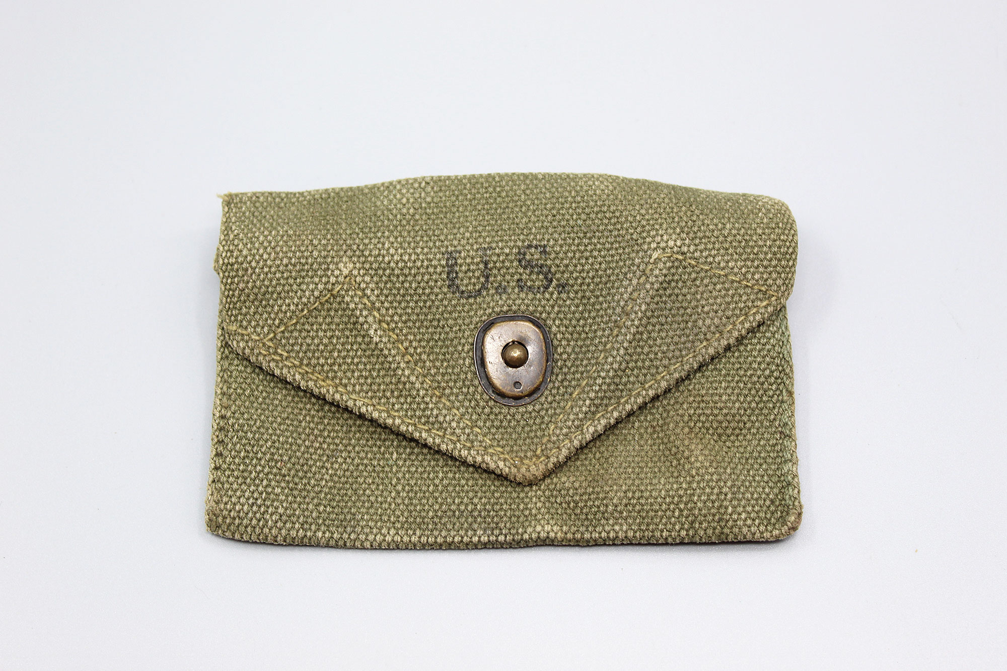 US Army M1942 First Aid Pouch 1965 . FLU3344 Time Traveler Militaria