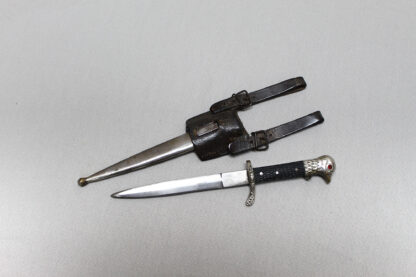 WW2 Royal Romanian Army Officer Dagger with hanger . D509