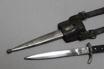 WW2 Royal Romanian Army Officer Dagger with hanger . D509 - Image 3