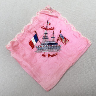 US WW2 GI Souvenir de France Handkerchief . FLU747
