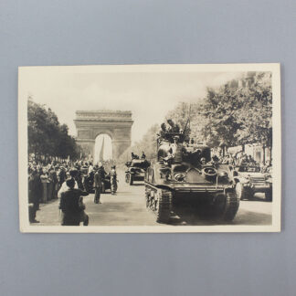 WW2 French Postcard - Liberation de Paris 10 . GD907