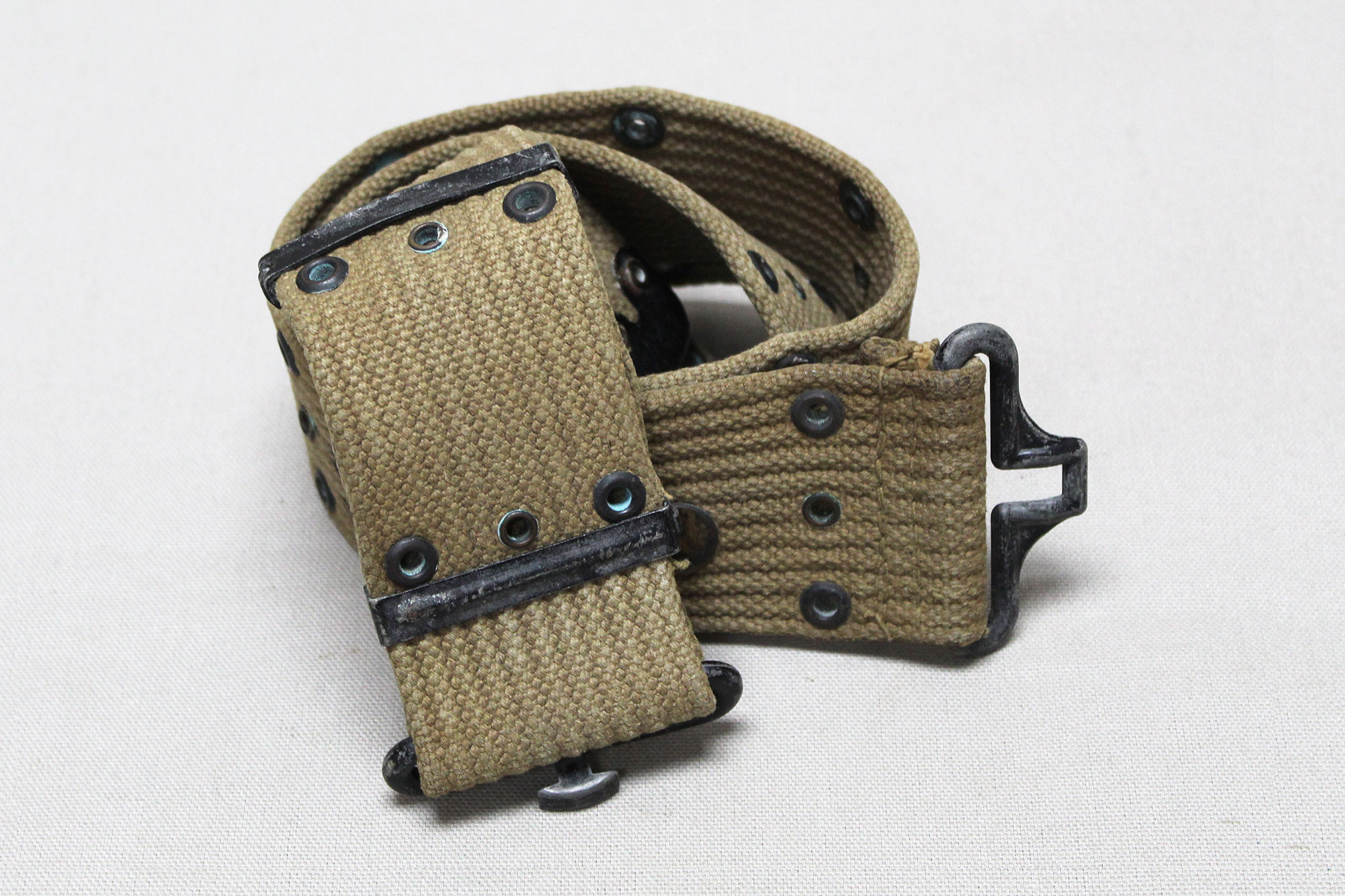 Us army web belt clearance