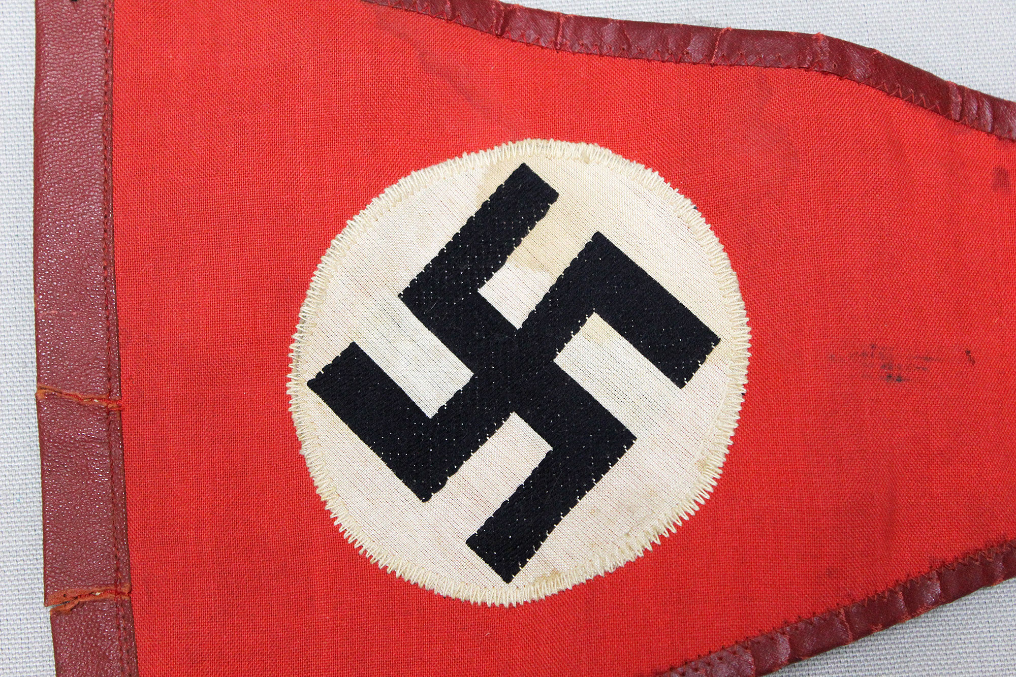 WW2 German NSDAP Vehicle Pennant Leather Edge . GF166 - Image 3
