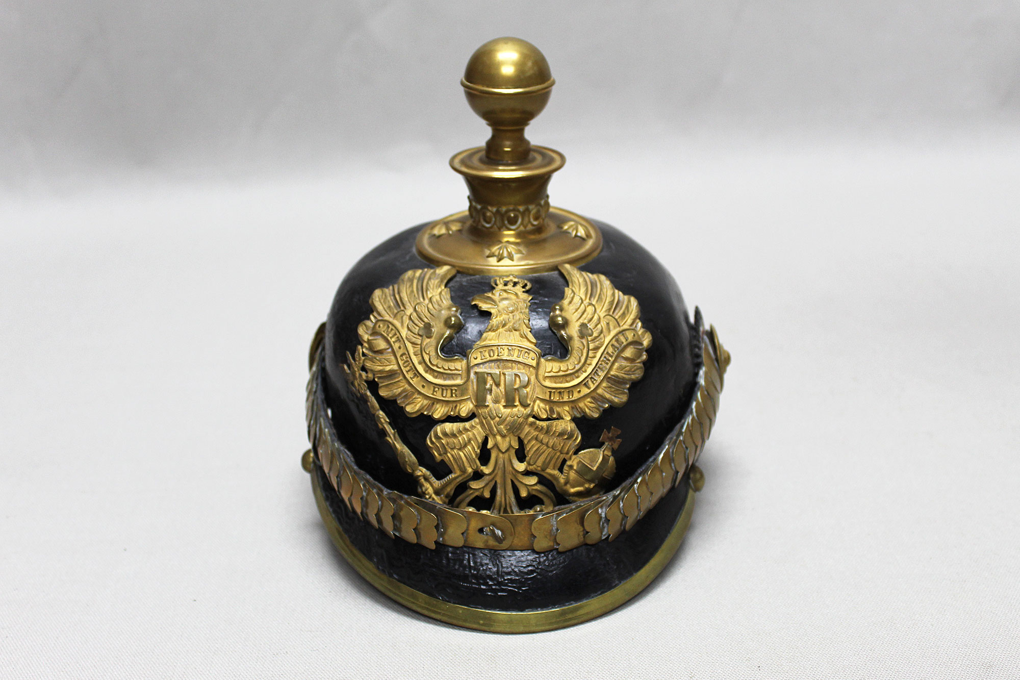 Prussian NCO/Officer Artillery Kugelhelm . HGi242 - Image 3