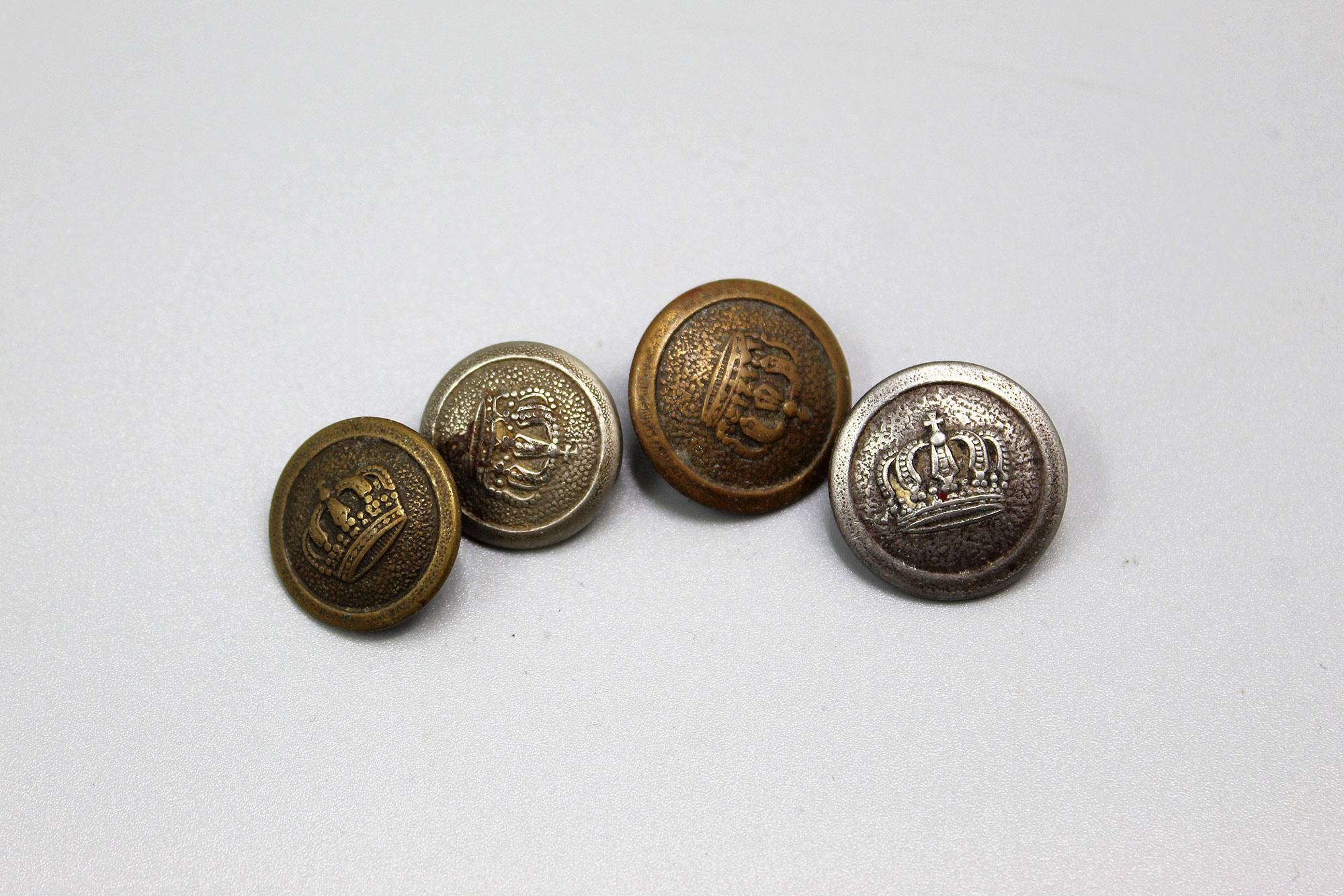 Group of 4 Imperial German Buttons . IMM526 Time Traveler Militaria