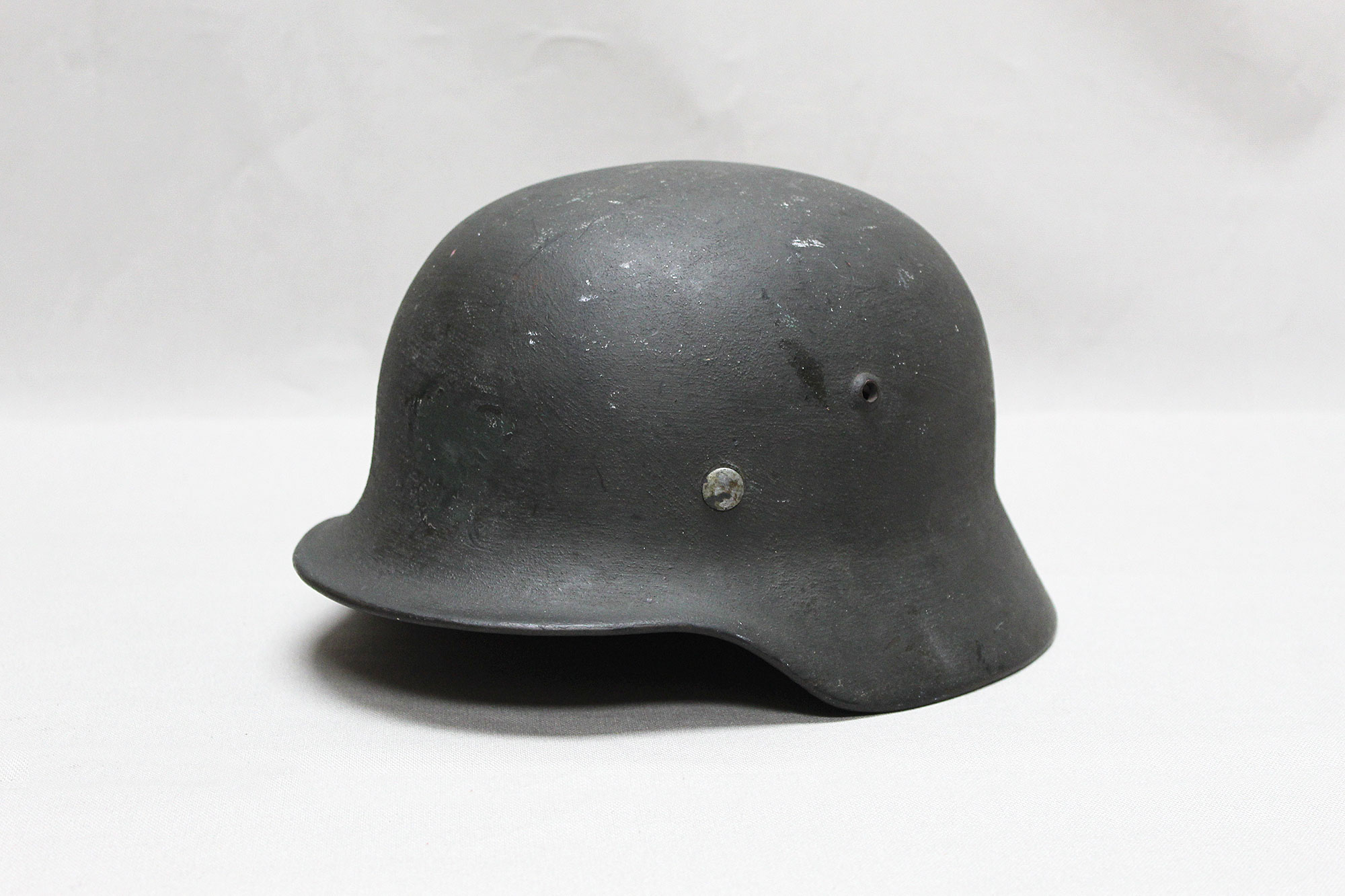 WW2 German M35 Combat Helmet EF66 . HG1492 Time Traveler Militaria