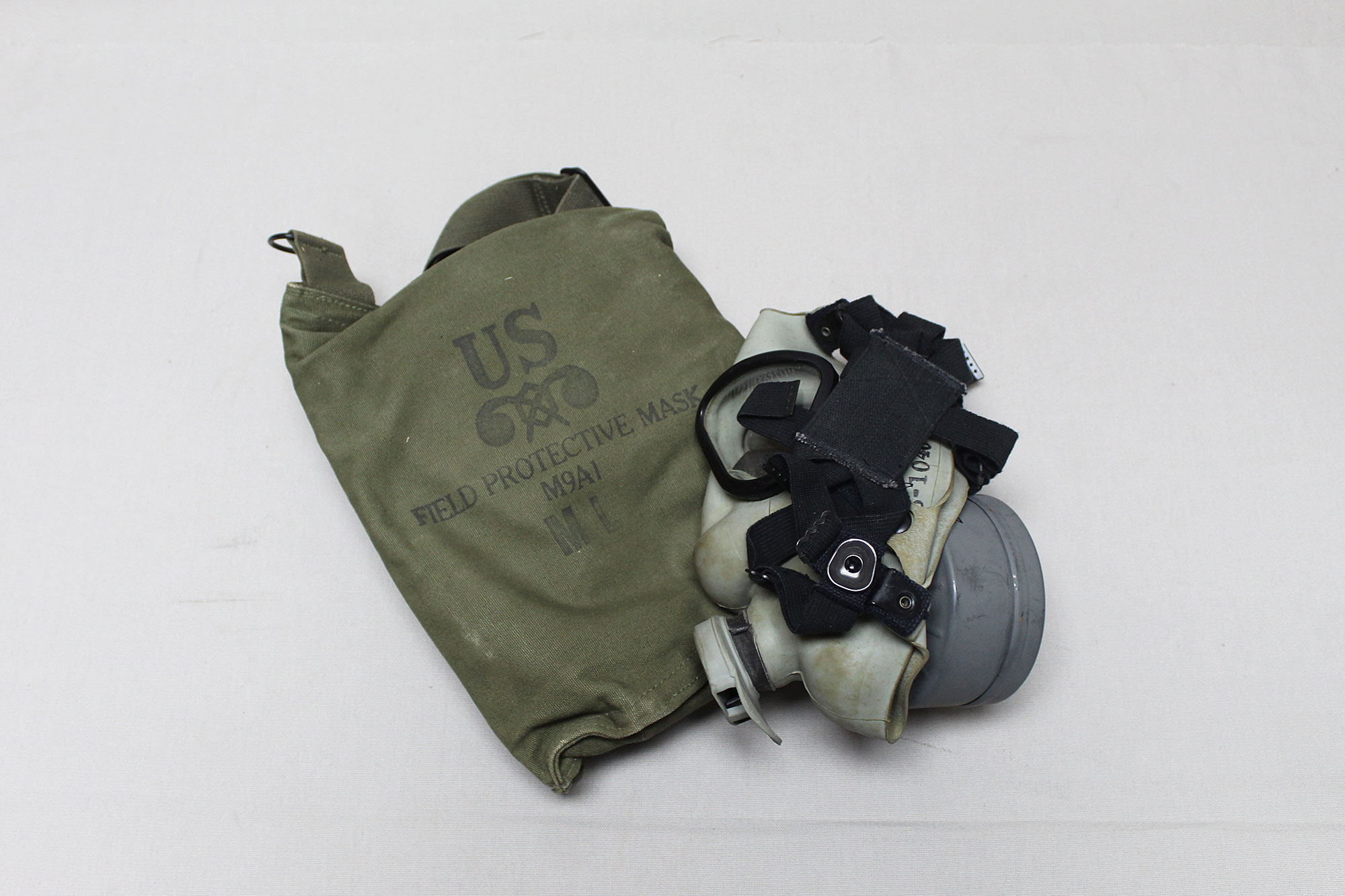 US FIELD PROTECTIVE MASK M9A1 バッグ US Field Protective Mask M9A1 Bag | Lakesidetrader