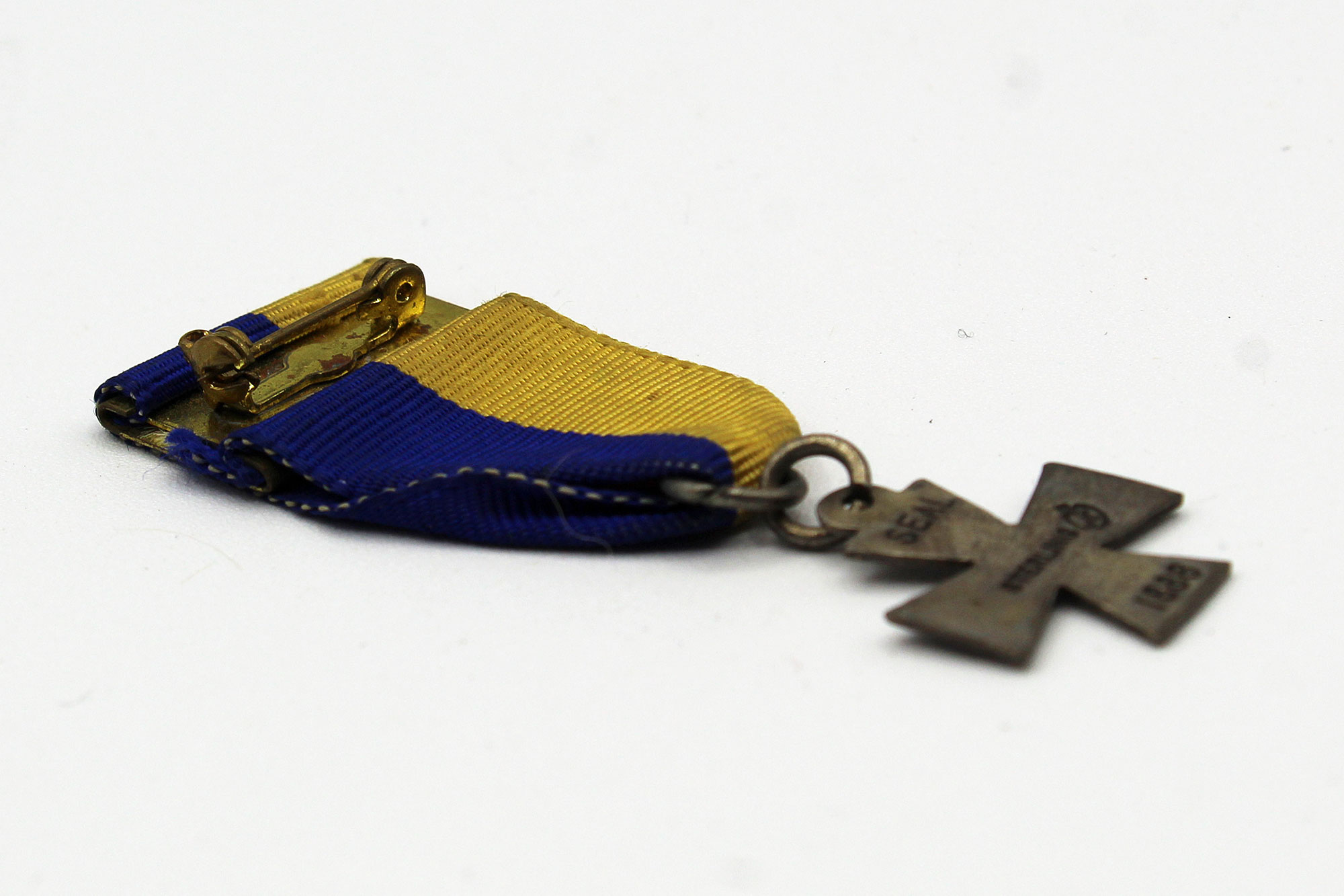 us-small-lodge-medal-i-h-n-seal-sterling-1886-ymu4689-time