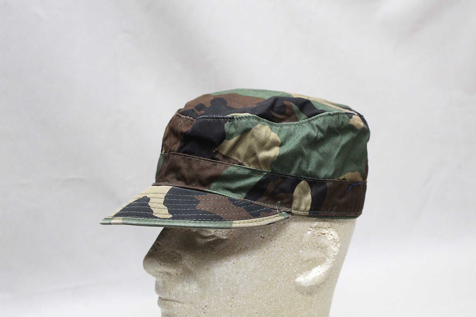 US Army Woodland Camo Cap – Sz 7 1/4 . HU1171 - Time Traveler Militaria