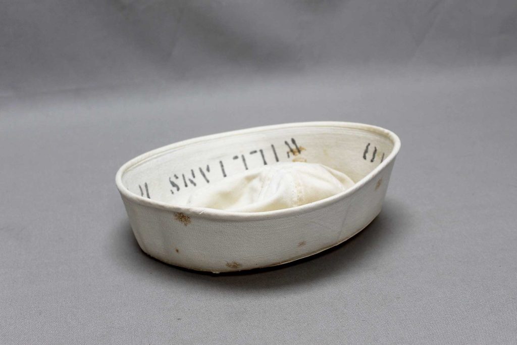 US Navy Dixie Cup White Service Hat . HU1173 Time Traveler Militaria