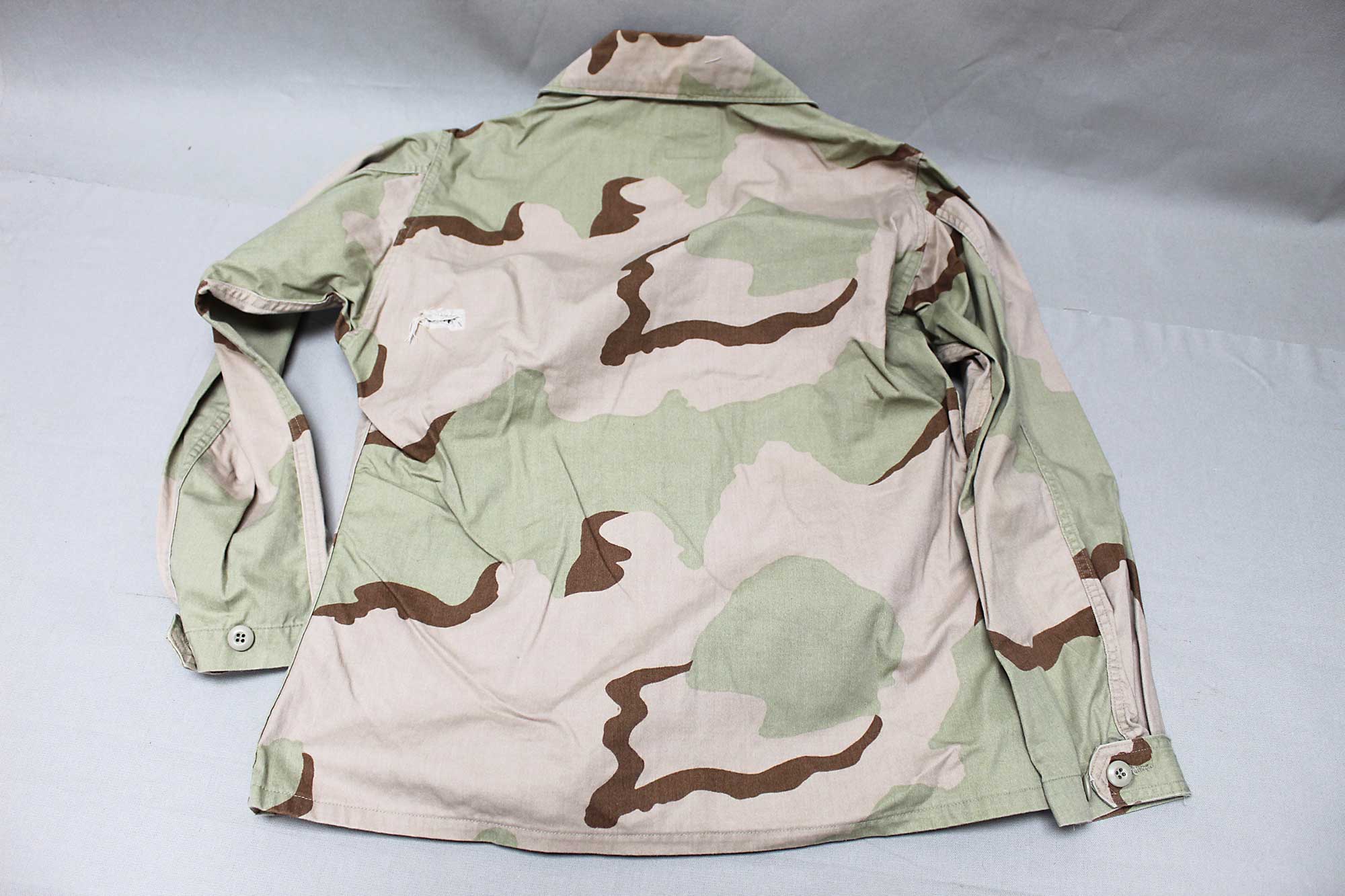 US Desert Camo Combat Jacket – Med-Short . UA1104 - Time Traveler