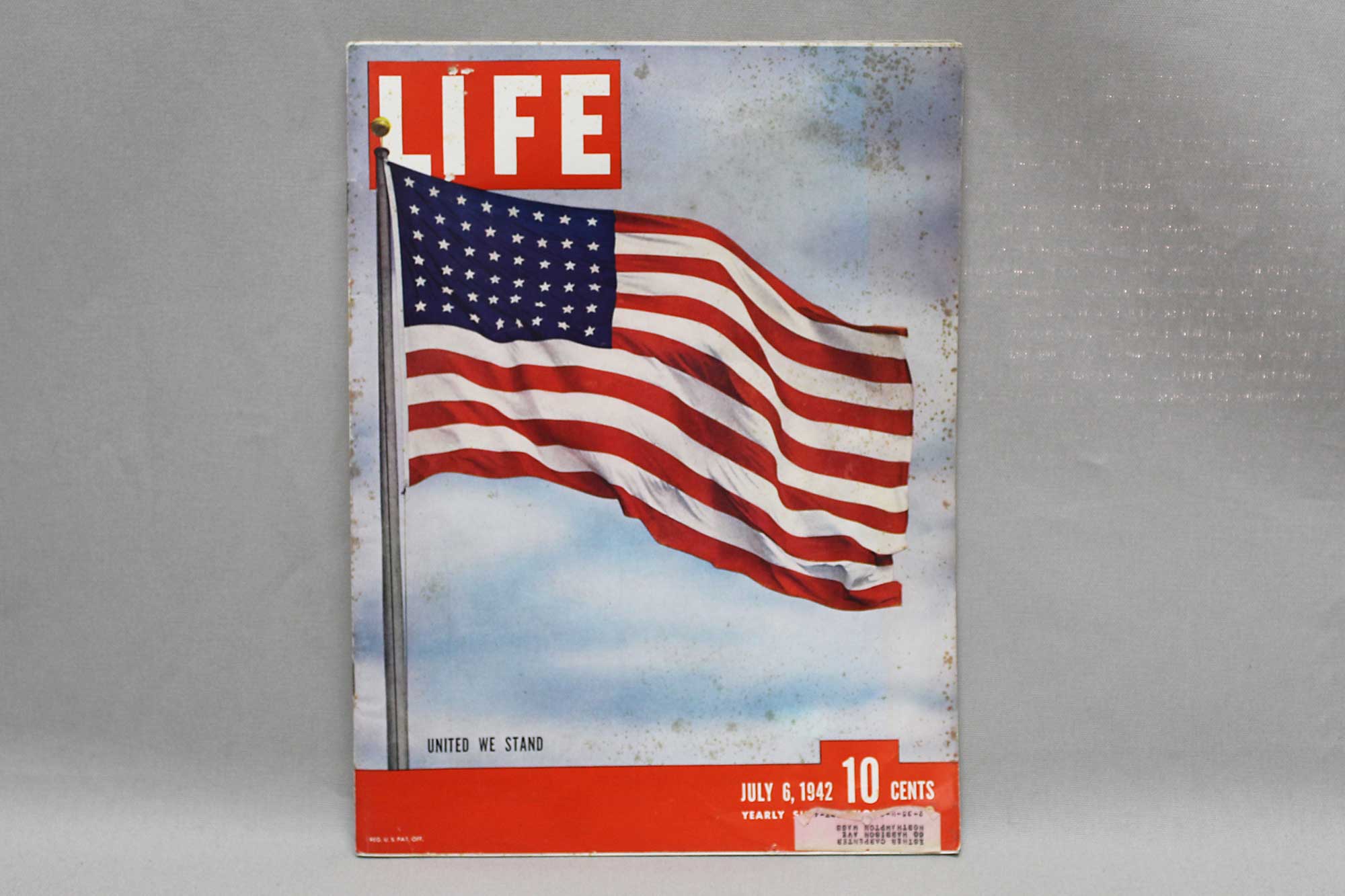 Life Magazine July 6 1942 . BOOK182 - Time Traveler Militaria