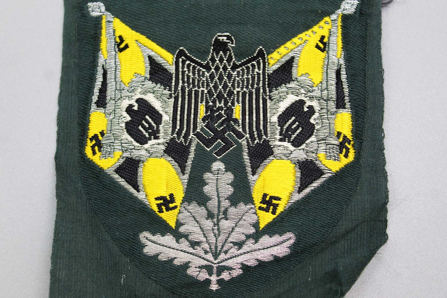 WW2 German Standards Bearer Insignia Signals . EFL6211 Time Traveler