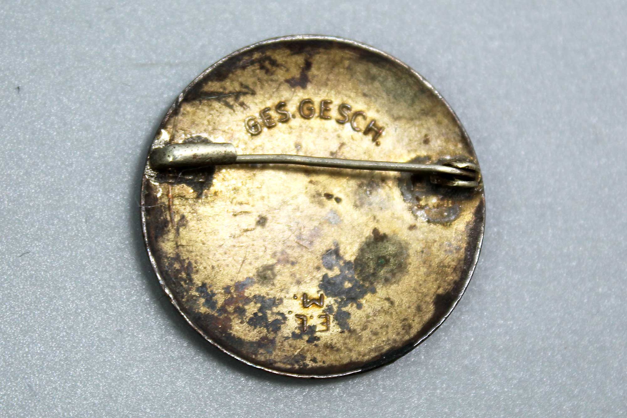 WW2 German Red Cross Helper's Service Pin . PIN1228 - Time Traveler ...