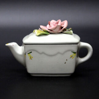 Wildwood Ceramic Teapot with Rose Lid . ANT155