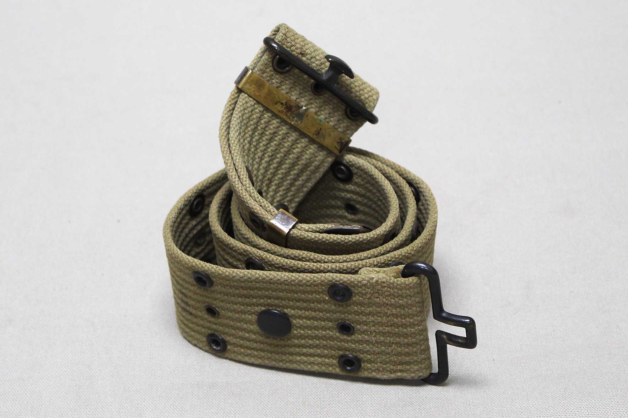 US Army Combat Web Belt WW2 . FLU3797 Time Traveler Militaria