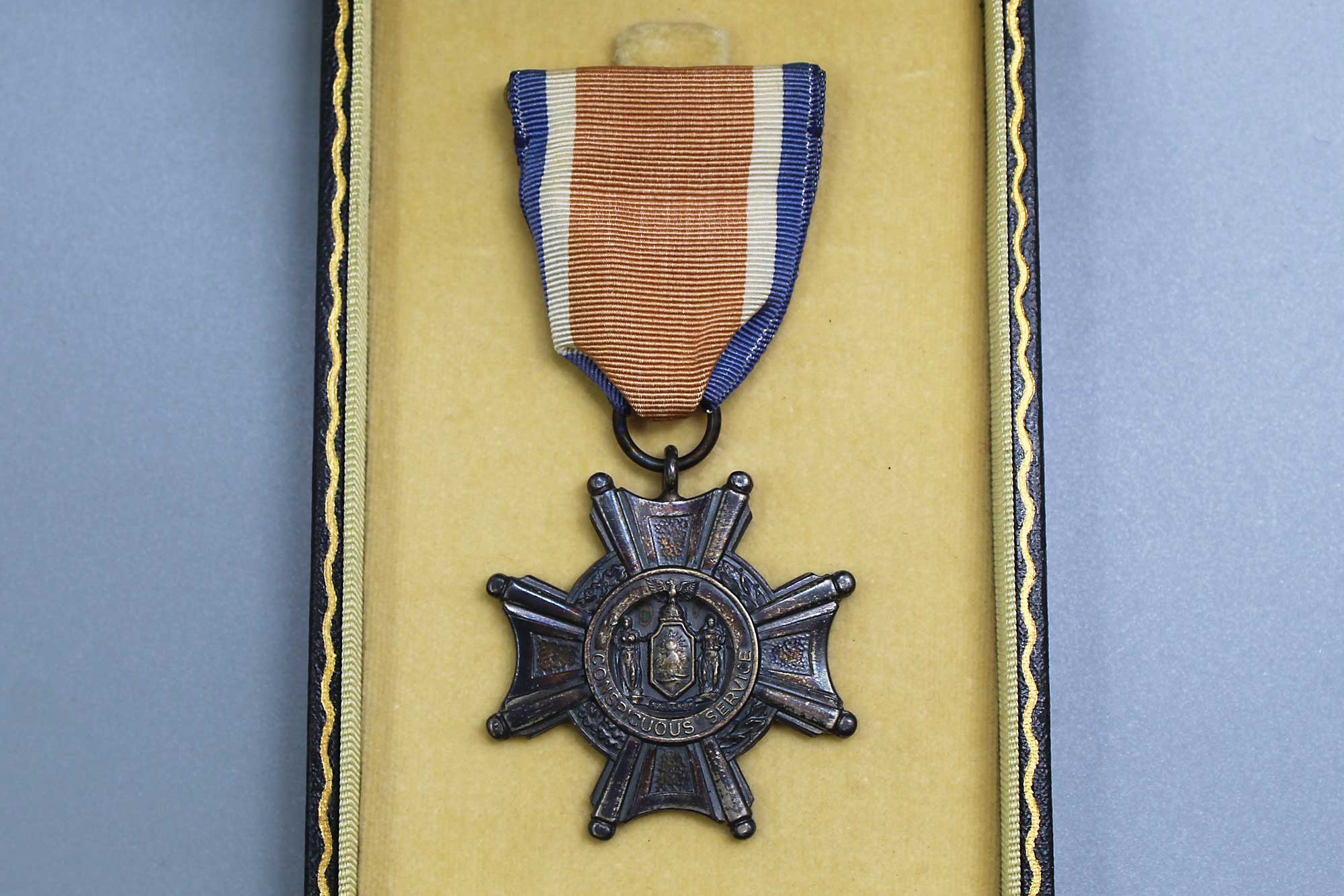 US Conspicuous Service Cross NY Medal Cased d . YMU1000 Time