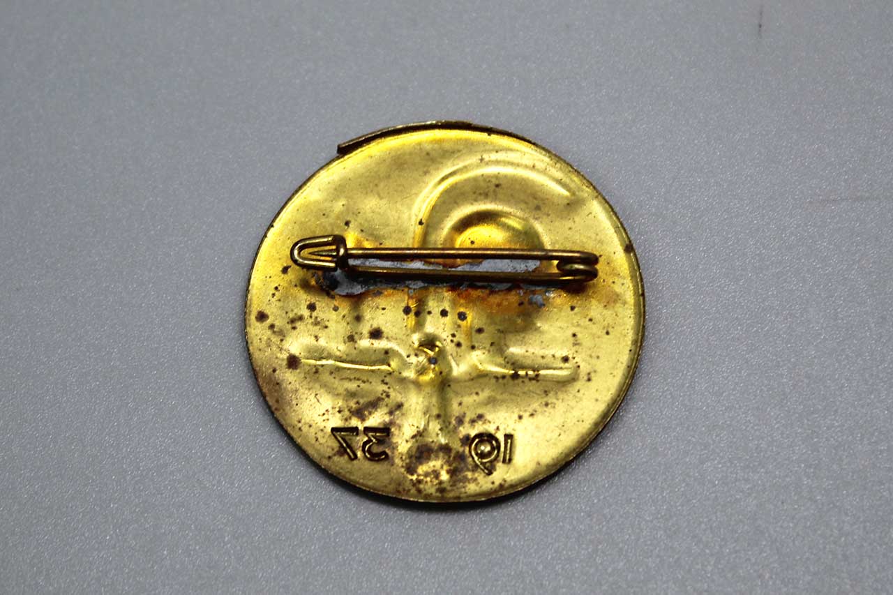 WW2 German Tinnie 1933 1937 PIN3814 Time Traveler Militaria ww2-german-tinnie-1933-1937-pin3814-time-traveler-militaria