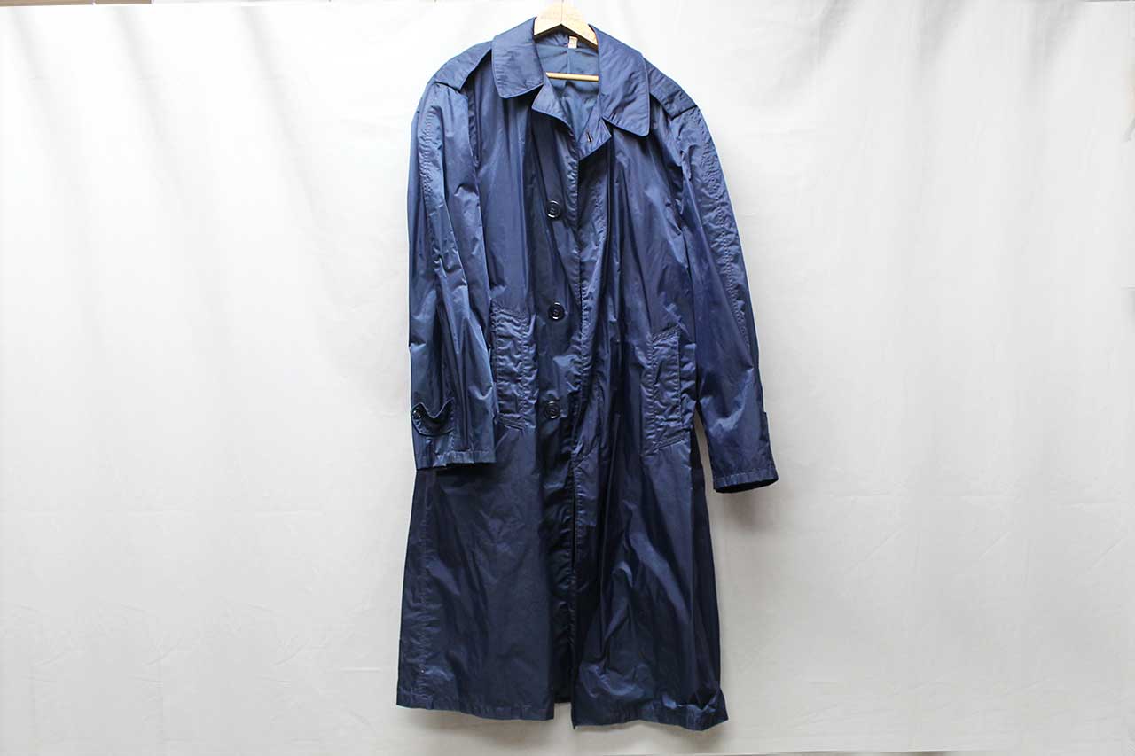 USAF Lightweight Blue Raincoat 1960s - 40R . UA547 - Time