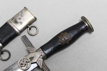 WW2 German RLB Officer 2nd Model Dagger . D946 - Image 4