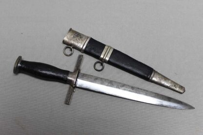WW2 German RLB Officer 2nd Model Dagger . D946 - Image 7