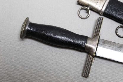 WW2 German RLB Officer 2nd Model Dagger . D946 - Image 8