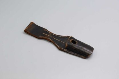 WW2 German Bayonet Frog . BAYO655