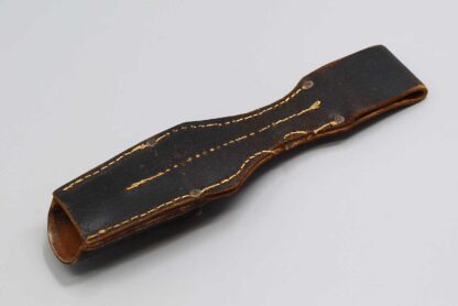 WW2 German Bayonet Frog . BAYO655 - Image 2