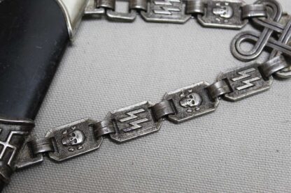 WW2 German SS Chained Dagger . D955 - Image 11