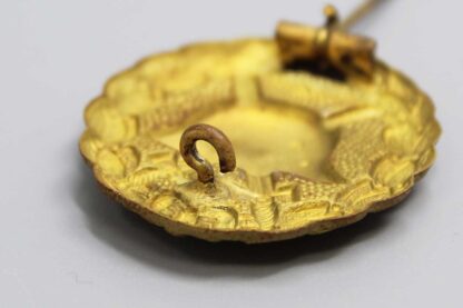 SOLD WW1 German Gold Wound Badge . GO5136 - Image 3