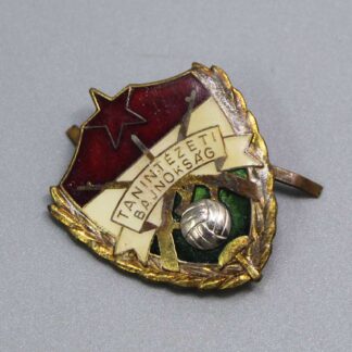 Hungarian Army Sports Badge . WM317