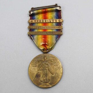 WW1 US Victory Medal w/3 Bars . YMU4868