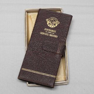 US Honorable Discharge Service Folder in Box . FLU1005