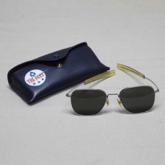 Vintage USAF Aviator Sunglasses 5 1/2 AO . FLU3620