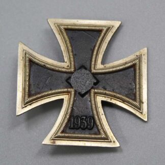 WW2 German Iron Cross 1st Class - S&L "4" . IC406